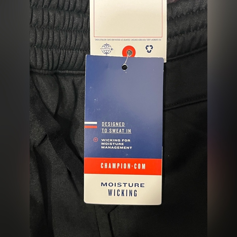 NWT- Champion Men's Sport Shorts, Moisture Wicking SIZE: Medium COLOR: Black - Picture 10 of 10